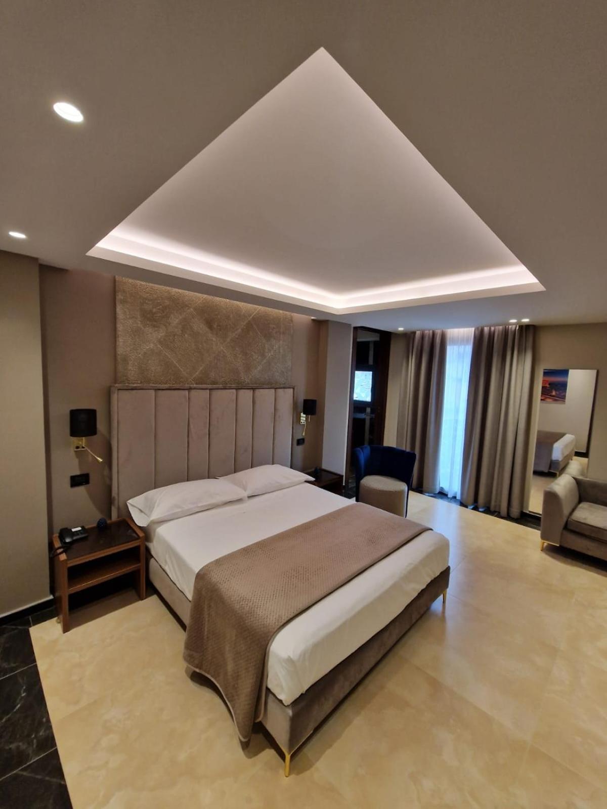 Beatus Suites And Rooms B&B Canicattì Eksteriør billede